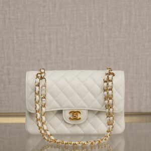 Genuine original goods, genuine grade quality, we ensure that all materials, hardware car lines, and oil edges are 100% genuine raw materials CF platinum 23cm our goods are popular all over the world Chanel Classic Flap CF series Classic Flap Bag, Chain Bag, Crossbody Bag, Shoulder Bag, Small Exclusive Genuine Original Leather Channel Goods, Lychee Pattern Silver Buckle Shipment! Exclusive channel goods, real imported original goods, genuine process quality, we ensure that all materials, hardware, car lines, oil edges are 100% genuine original channel materials, even the taste can be the same size: 23X14.5X6cm