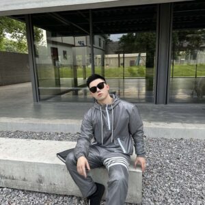 Thom Browne nylon woven trench coat Upper body effect#