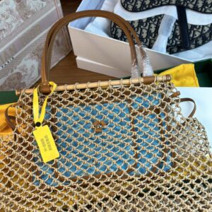 Delivery real shot, dog tooth woven bag