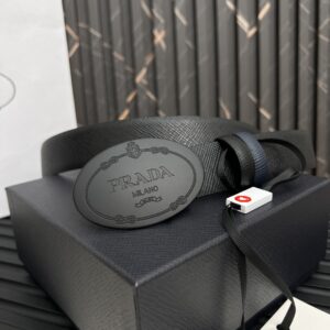 Synchronized with the official website of PRADA